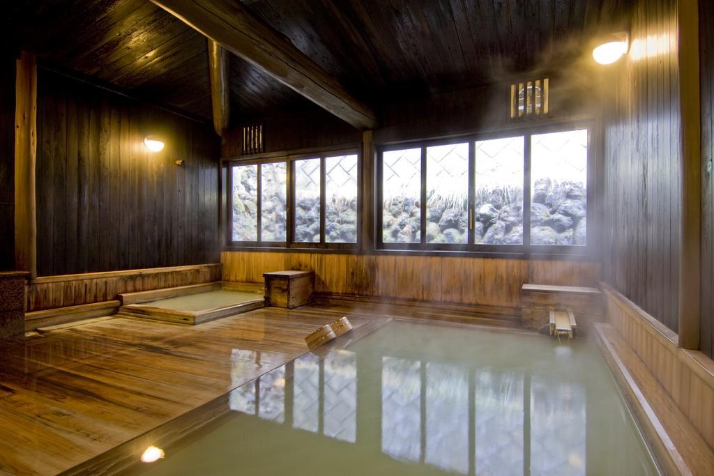 Ekinariya Ryokan Kusatsu  Bagian luar foto
