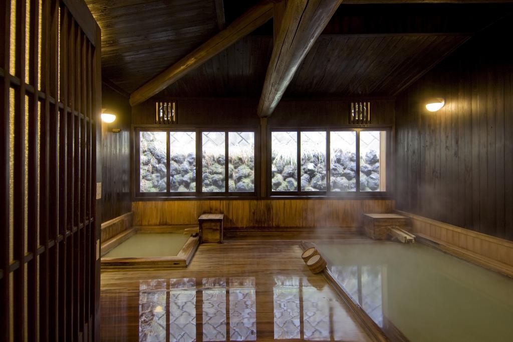 Ekinariya Ryokan Kusatsu  Bagian luar foto